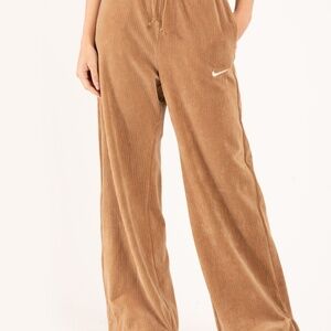 NWT Nike Women's Sportswear Velour Wide-leg Pants